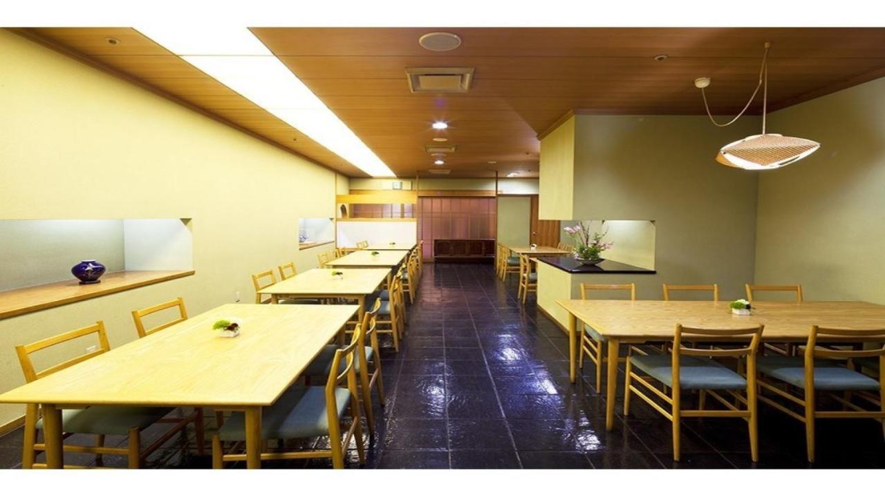 Hotel Grand Hill Ichigaya Токіо Екстер'єр фото