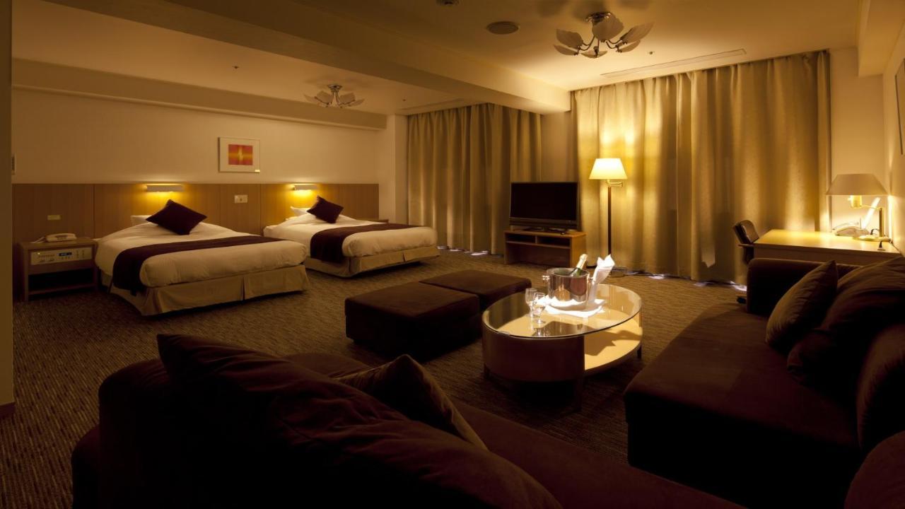 Hotel Grand Hill Ichigaya Токіо Екстер'єр фото
