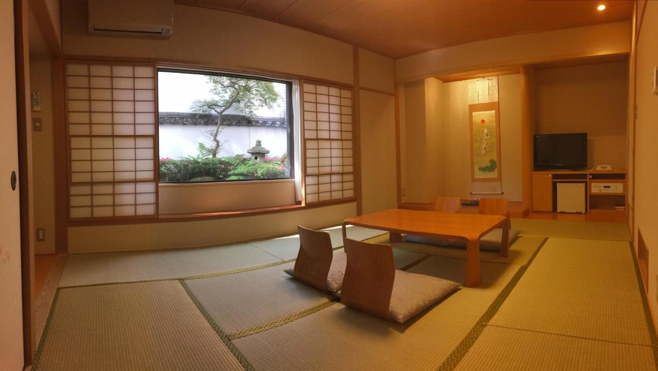 Hotel Grand Hill Ichigaya Токіо Екстер'єр фото